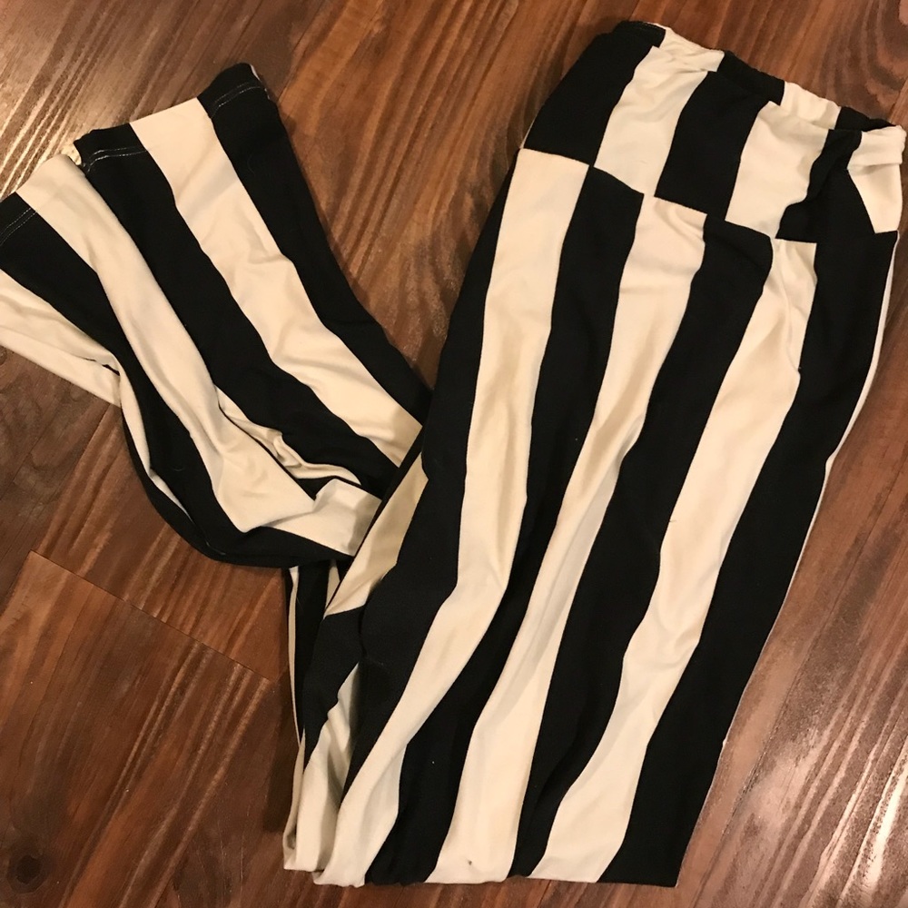 Lularoe Black & White Striped Leggings